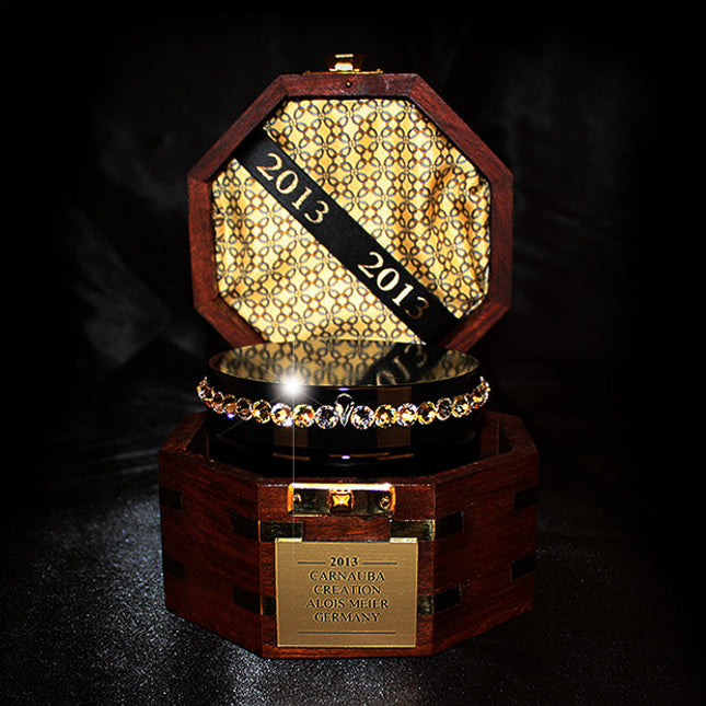 -"2013"- 70% Carnauba por volumen